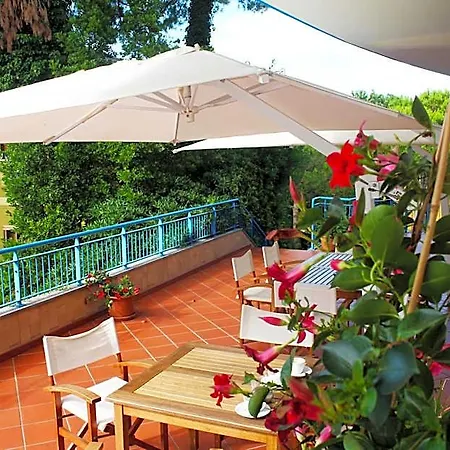 Hotel Cristallo 3*