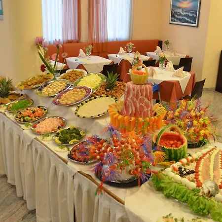 Cristallo Szálloda 3*